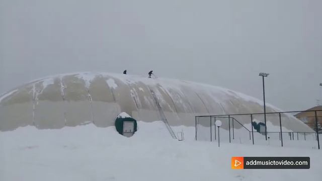 Как по чистит теннисный купол. смотреть онлайн