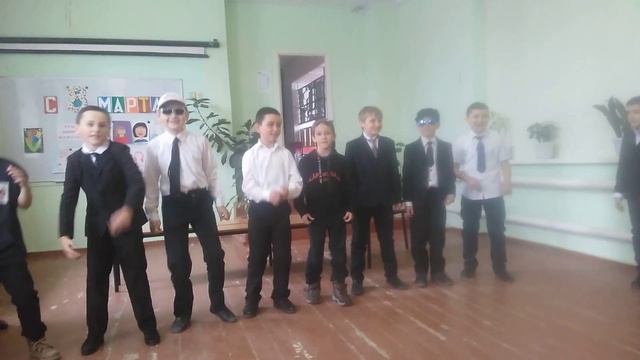 Мальчики поют рэп.С 8 Мартом девочки 👧👩!!! смотреть онлайн
