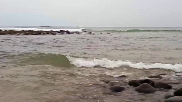belle vue de la mer et bruit des vagues смотреть онлайн