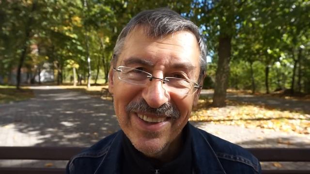 Без Али-Бабы. "Vita brevis ars longa", ну в очень вольном переводе "жизнь преходяща, техника вечна" смотреть онлайн