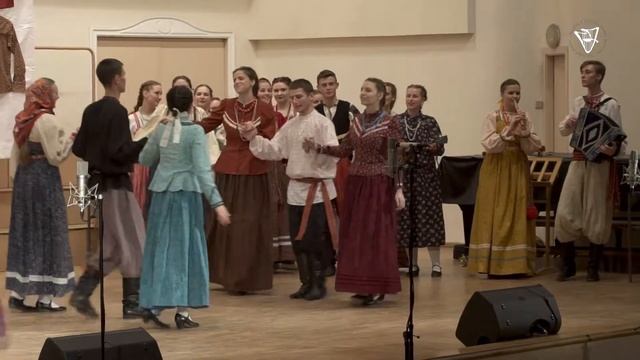 «Кадриль» смотреть онлайн