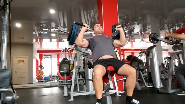 Моя заруба на плечи 100кг на 12 раз смотреть онлайн