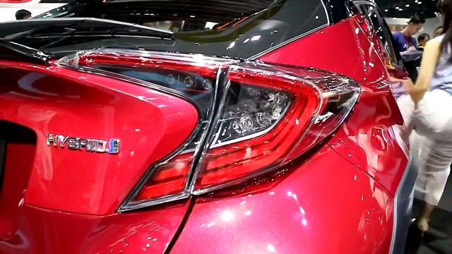 New Toyota C-HR Hybrid 2018,red colour смотреть онлайн