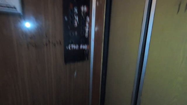 Грузопассажирский лифт КМЗ 1990-х г.в. , улица Лунная 43А г. Саратов смотреть онлайн