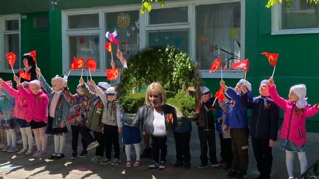 Праздник со слезами на глазах. 2022 год смотреть онлайн