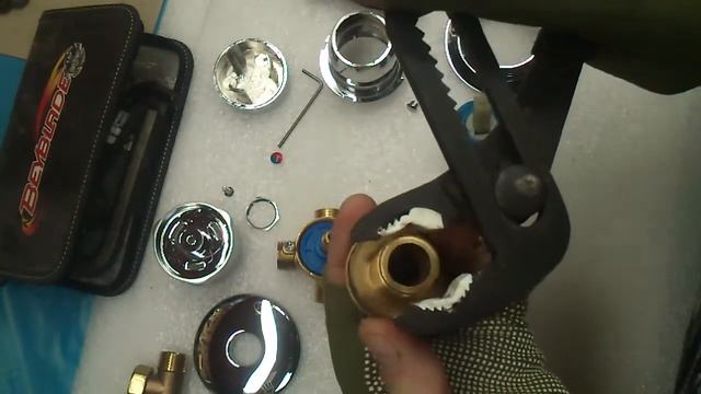 КАК РАЗОБРАТЬ СМЕСИТЕЛЬ ДУШЕВОЙ КАБИНЫ И СОБРАТЬ смотреть онлайн