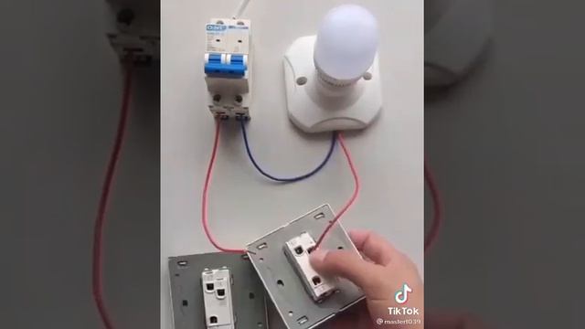 проходной выключатель легчайшая схема смотреть онлайн