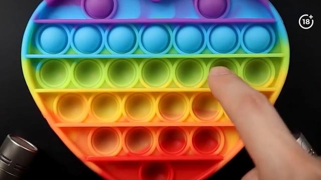 АСМР - Как фиджет-игрушки помогают справляться со стрессом и тактильным голодом смотреть онлайн