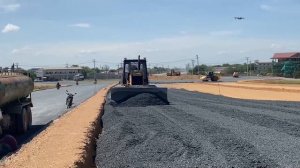 Строительство дороги , укладка, щебёнка