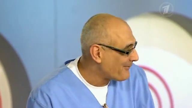 Зарядка для дома. Упражнения со шваброй