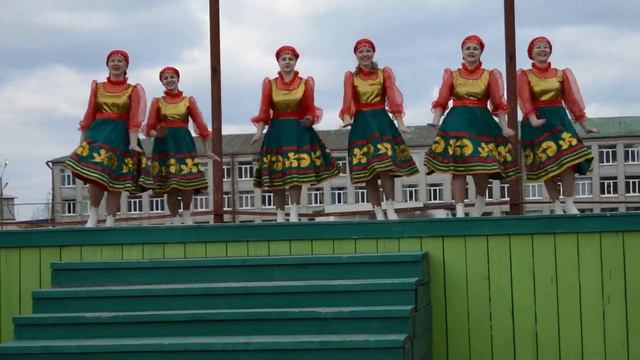 с.Подгорное Группа "Ваталинка" Танец "Кадриль" 9.05.2017 смотреть онлайн