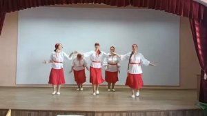 Педагогический коллектив «Гнездышко» Курская область, танец «От Волги до Енисея»