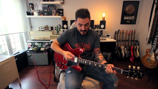 Gibsons with Fender Deluxe Reverb Tone Master смотреть онлайн