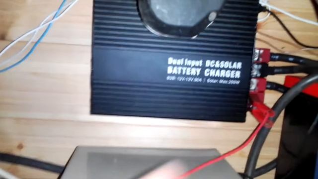 Зарядное устройство DC-DC/MPPT Solar Charger 30 А с поддержкой Bluetooth.