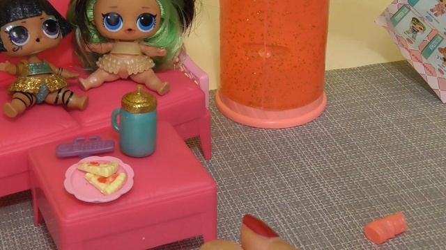 Кукла ЛОЛ МУЛЬТИК. Распаковка ЛОЛ с волосами (ПОДДЕЛКА) смотреть онлайн