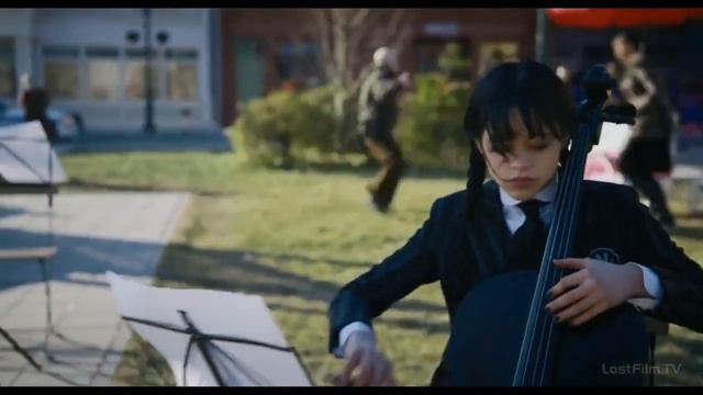 🎻Уэнсдей 1x03 👌🏻Уэнсдей Адамс играет на виолончели и плавит памятник🎻