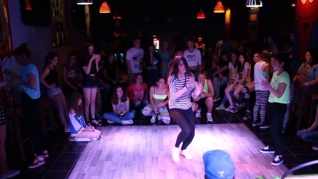 1/6 Dancehall | Mamiy Diana vs Keisidy Mariya | JIFF DI BOSSMAN, USK SQUAD | Krasnodar | CreWo смотреть онлайн