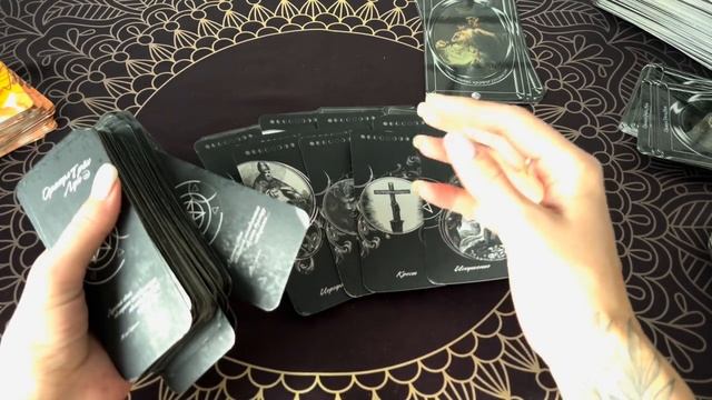 Чем занят враг в скорбящую луну ?? Гадание смотреть онлайн