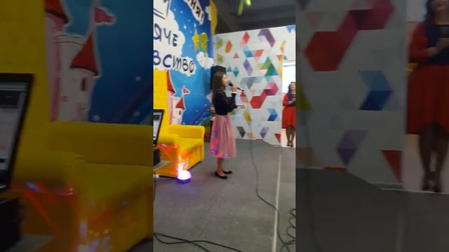 1 vlog о жизни 2 будет когда наберётя 5 лайков там вы увидите меня но лицо моё будет закрыто😋 смотреть онлайн