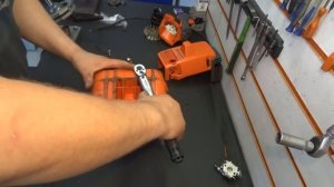 Husqvarna 235R. Завод говорит все нормально