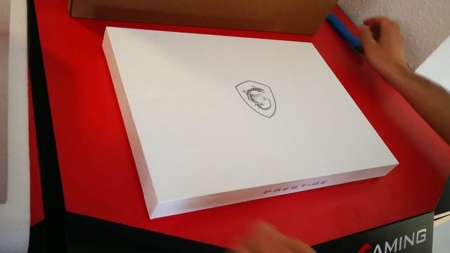 MSI PS42 8RB - 467XHU unboxing! смотреть онлайн