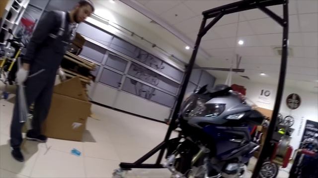 BMW R1200RT Unboxing, Walk Around, First Run Распаковка и сборка BMW R1200RT