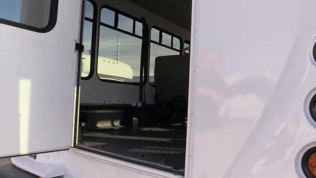 2016 Starcraft Allstar Lift Equipped Shuttle Bus S05419 смотреть онлайн
