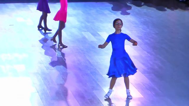 0661848685 UKR DANCE CUP 17 4,5 н № 722 смотреть онлайн
