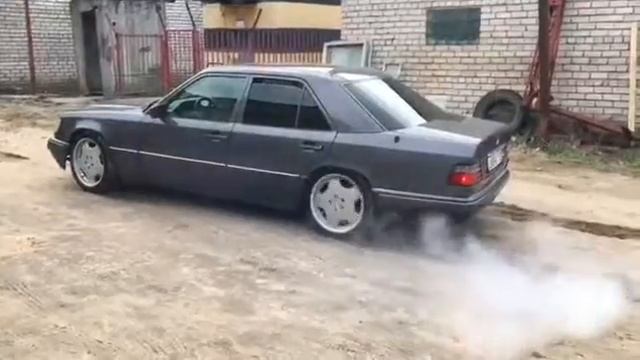 w124 mersedes смотреть онлайн