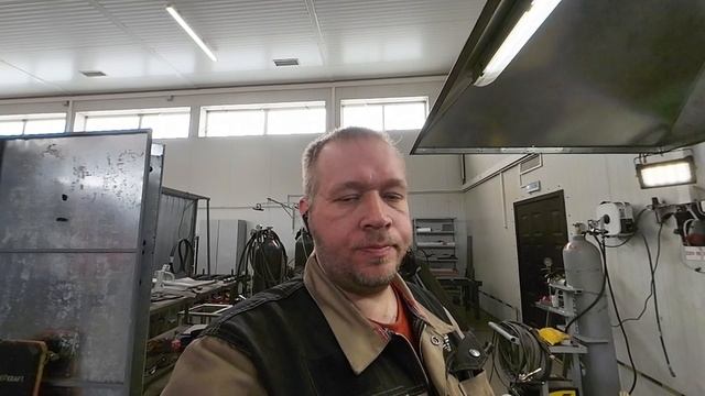 Неделя за Три