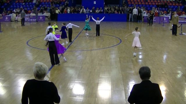 Е класс Дети 2+1 финал латина смотреть онлайн