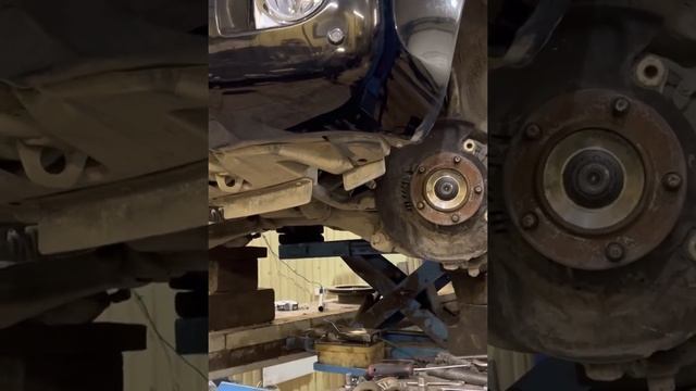 Toyota Land Cruiser 200,замена Лёвой турбины ??? смотреть онлайн