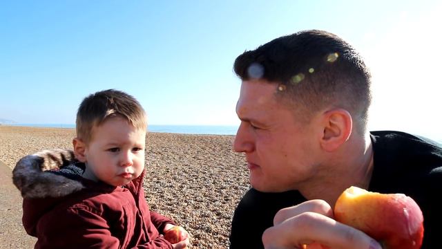 I ate my son's diet for a day смотреть онлайн