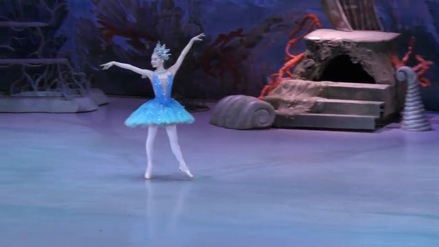 18.06.19 АРБ в Кремле: Царица вод - Лиза Авсаджанишвили смотреть онлайн