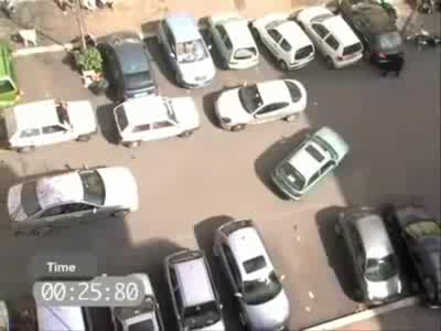 Женщины за рулем.