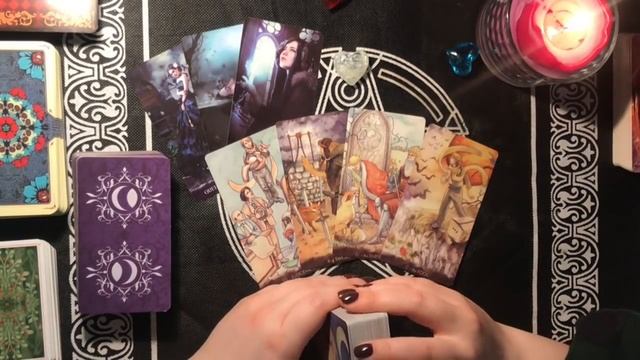 Асмр Гадание (шепотом) | Что ему нравится во мне? смотреть онлайн