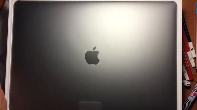 MACBOOK LATE 2016 W TOUCHBAR UNBOXING
