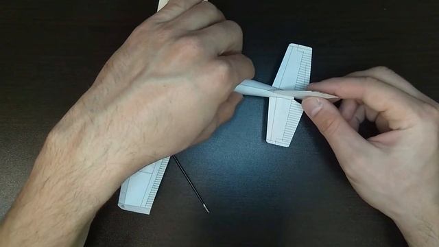Сборка бумажной модели Cessna 172