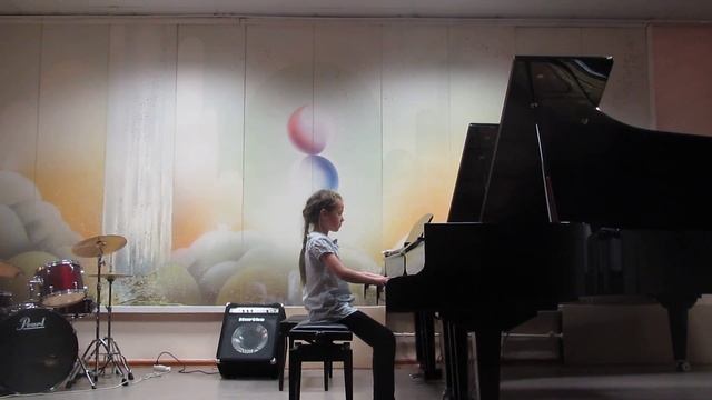 Муз.школа. Дарья играет произведение ФУГЕТТА смотреть онлайн