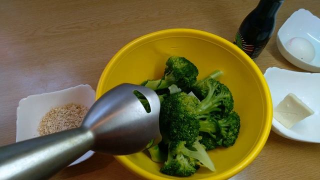 КОТЛЕТКИ ИЗ БРОККОЛИ. Как приготовить и сохранить полезные вещества. Broccoli cutlet. смотреть онлайн