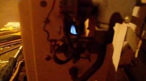 Регулировка пламени пилотной горелки (запальника) котла автоматика EUROSIT 630.