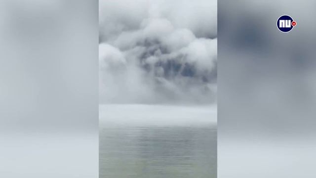 ОГРОМНАЯ СТЕНА ОБЛАКОВ ДВИЖЕТСЯ К ПЛЯЖУ!!!!! смотреть онлайн
