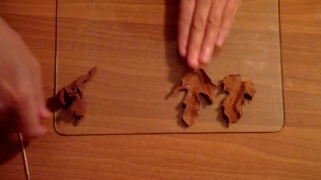 Стилизованная веточка из натуральной кожи смотреть онлайн