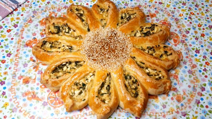 Пирог с творогом, сыром и зеленью. Нежное тесто на сметане. смотреть онлайн