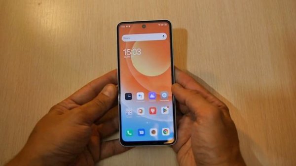 NEOтразимый "сэлфифон"! Tecno Camon 19 NEO распаковка и первый взгляд