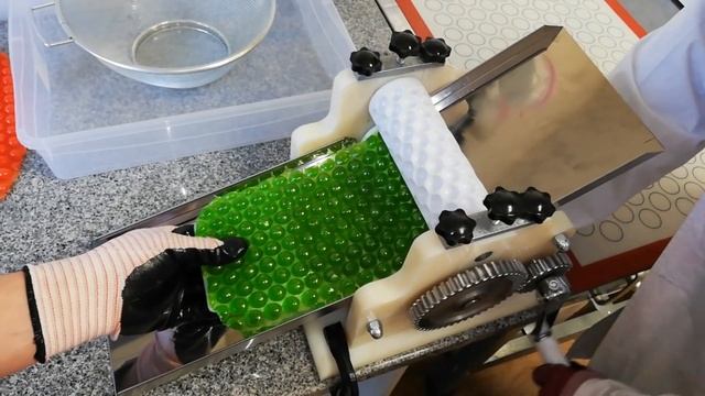 Машинка для изготовления "монпансье". Drop Roller Candy смотреть онлайн