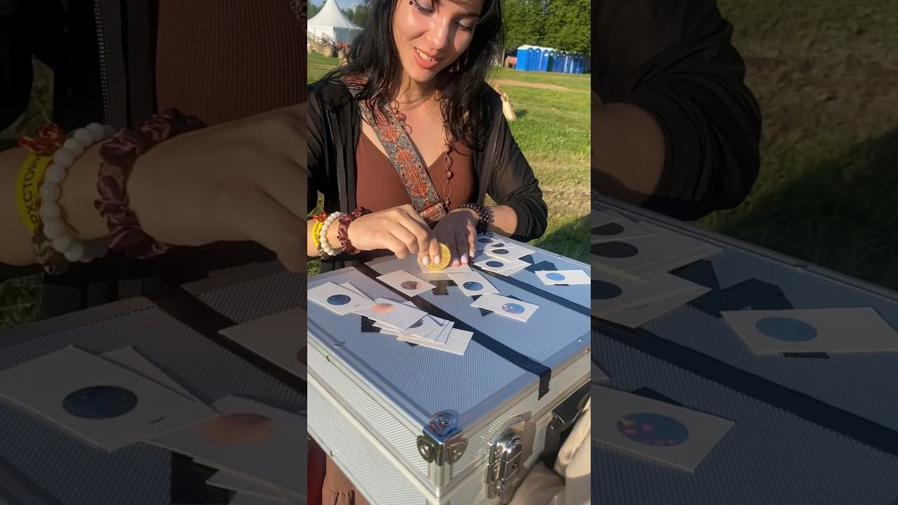 Совместимы ли удача и длинный маникюр? #удача #юмор #shortsclip #розыгрыш #пранк #подарок