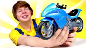 Автомастерская Саши: мотоцикл попал в аварию и сломался! Крутые видео про машинки