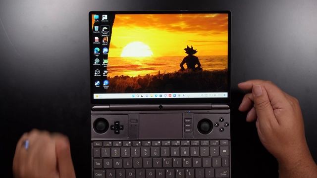 GPD Win Max 2 Review - Is the Steam Deck being challenged so soon? смотреть онлайн