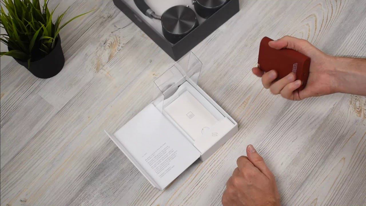 Rombica - Внешний Аккумулятор и Беспроводные Наушники | Распаковка смотреть онлайн